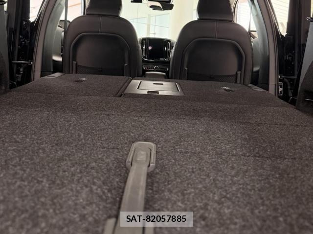 Volvo XC40 2024-11 8210890-10