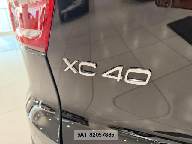 Volvo XC40 2024-11 8210890-17