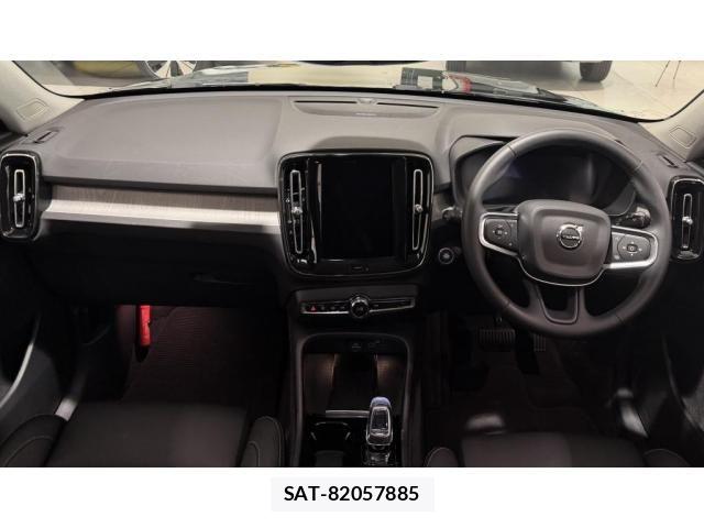 Volvo XC40 2024-11 8210890-1