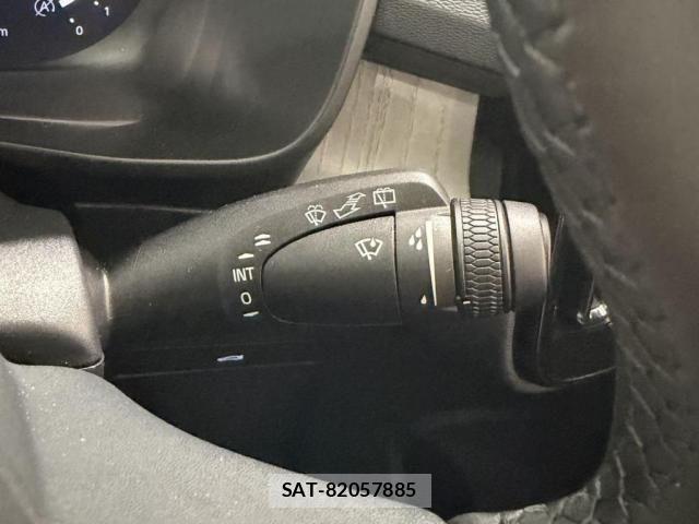 Volvo XC40 2024-11 8210890-23