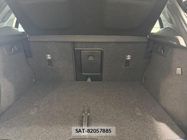 Volvo XC40 2024-11 8210890-5
