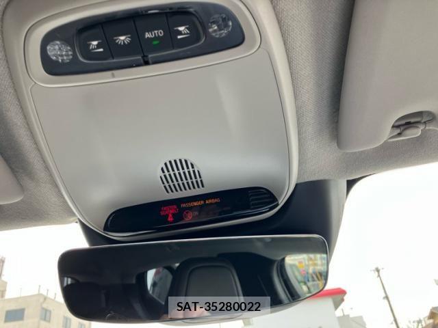 Volvo XC40 2019-04 8210897-18