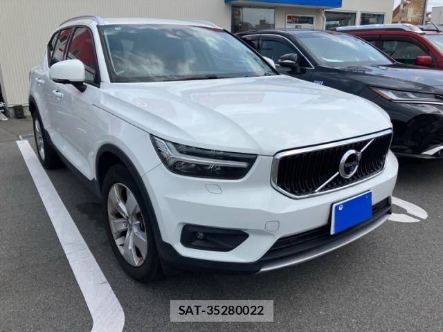 Volvo XC40 2019-04 8210897-1