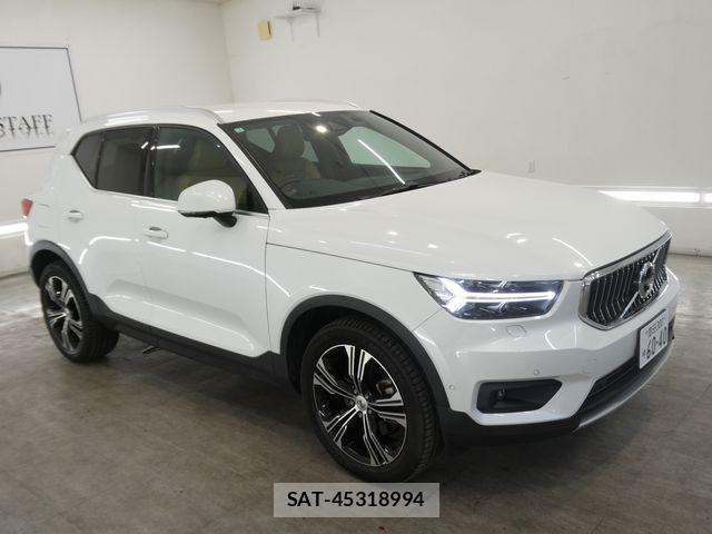 Volvo XC40 2019-07 8210894-0
