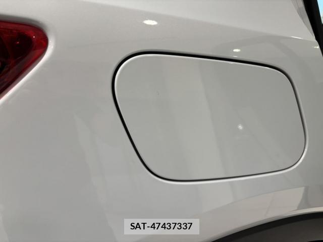 Volvo XC40 2022-03 8210896-29