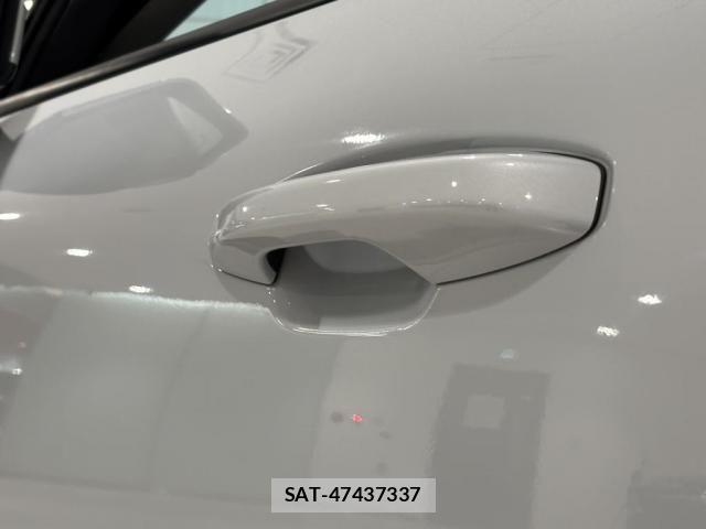 Volvo XC40 2022-03 8210896-6