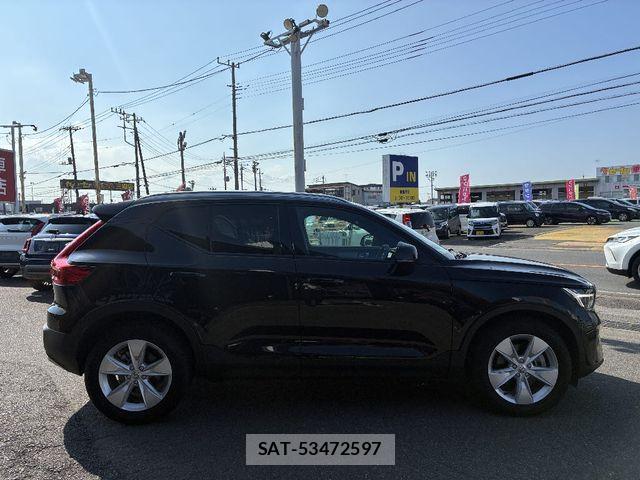 Volvo XC40 2024-08 8210893-21
