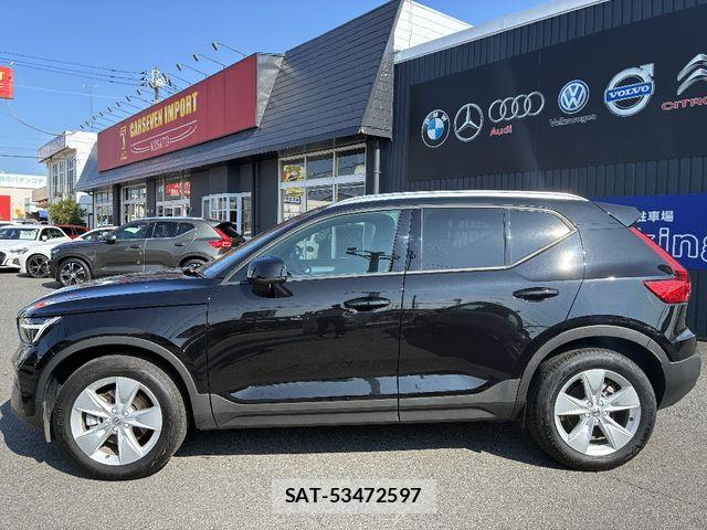 Volvo XC40 2024-08 8210893-24