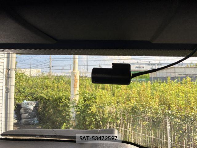 Volvo XC40 2024-08 8210893-27
