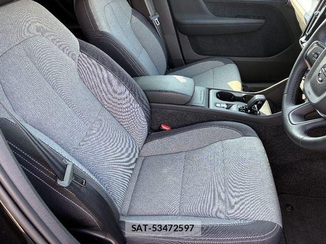 Volvo XC40 2024-08 8210893-3