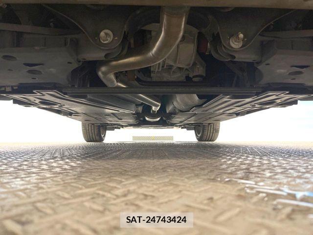Volvo XC40 2019-06 8210895-11