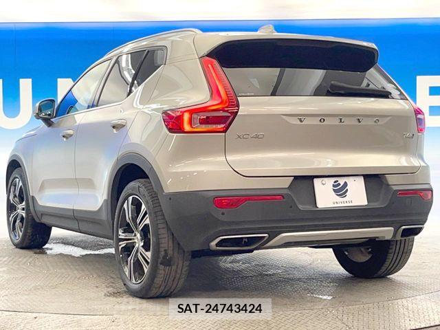 Volvo XC40 2019-06 8210895-19