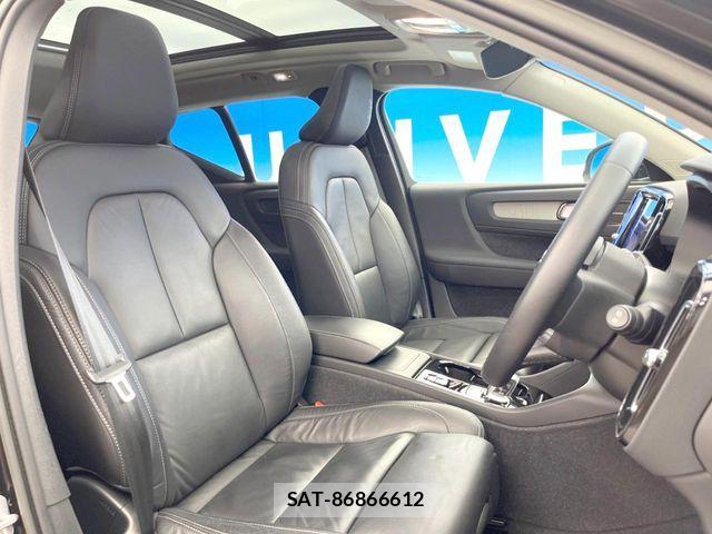 Volvo XC40 2023-01 8210892-10