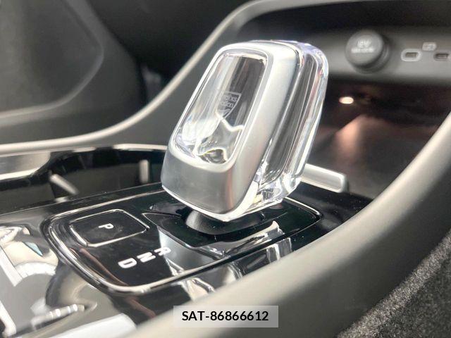 Volvo XC40 2023-01 8210892-12