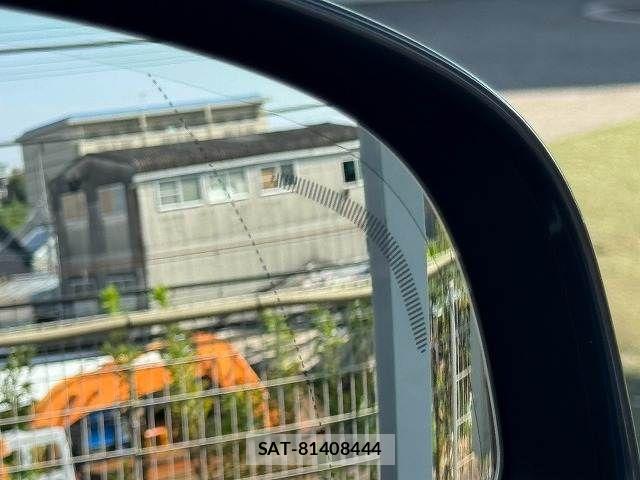 Volvo XC40 2022-04 8247092-9