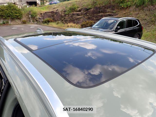 Volvo XC40 2025-06 8247090-8