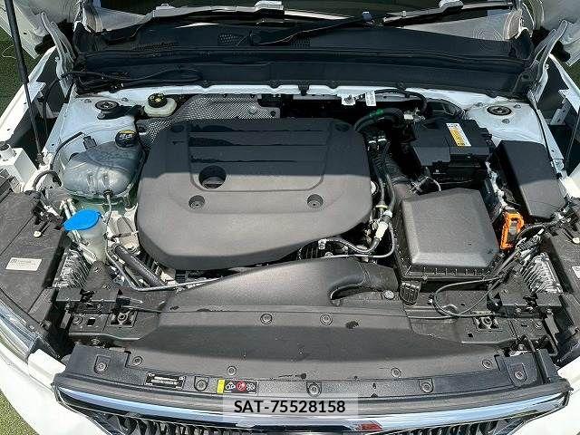 Volvo XC40 2021-06 8247094-13