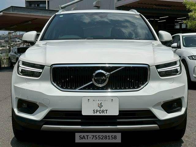 Volvo XC40 2021-06 8247094-14