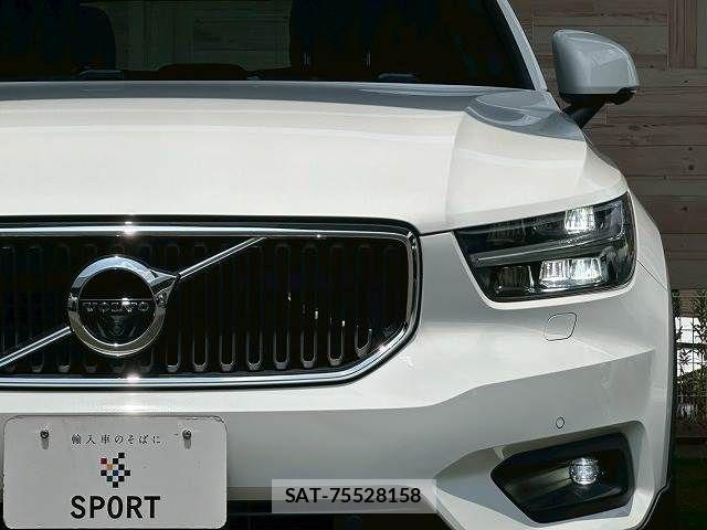 Volvo XC40 2021-06 8247094-19
