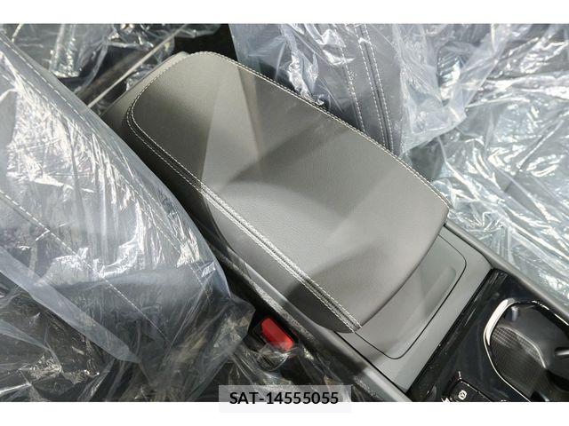 Volvo XC40 2026-03 8317903-14