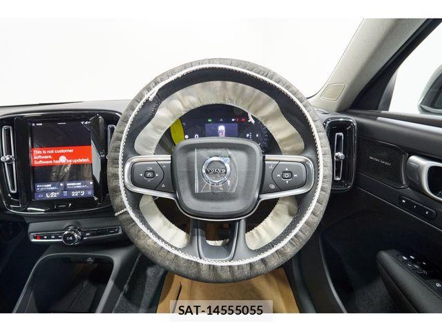 Volvo XC40 2026-03 8317903-16