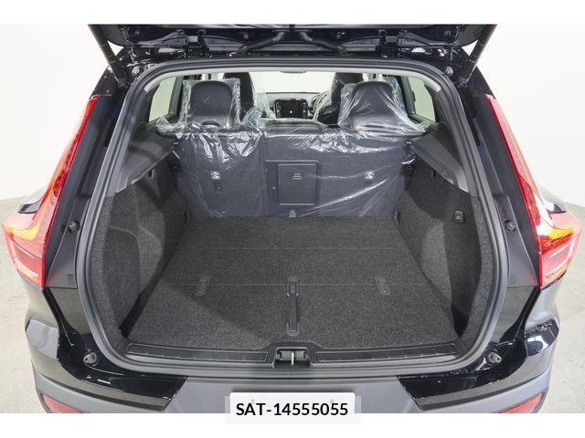 Volvo XC40 2026-03 8317903-18