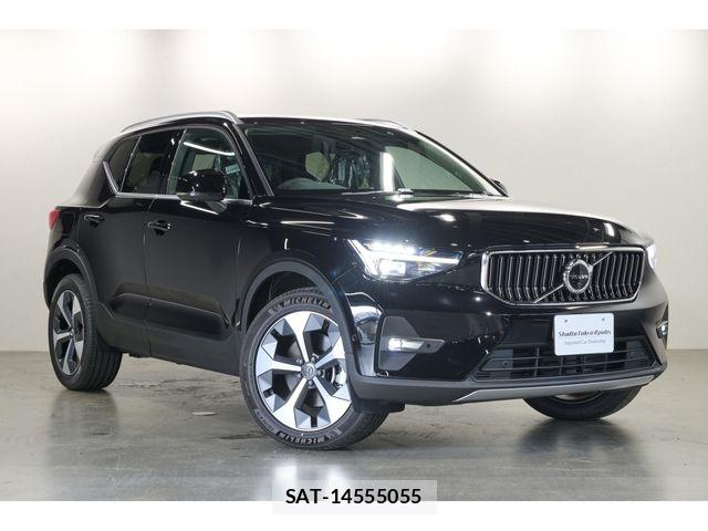 Volvo XC40 2026-03 8317903-2