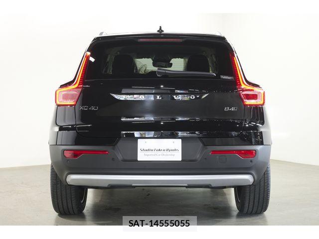 Volvo XC40 2026-03 8317903-3