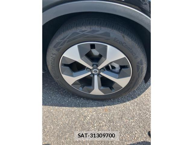 Volvo XC40 2023-02 8317904-6