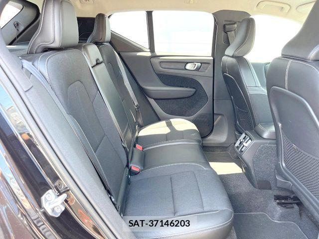 Volvo XC40 2020-03 8317912-9