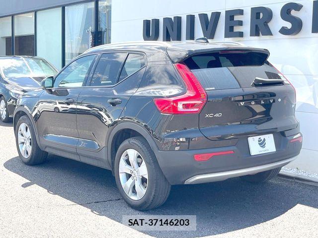Volvo XC40 2020-03 8317912-17