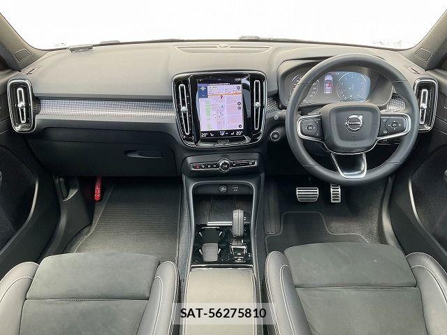 Volvo XC40 2022-01 8317908-2