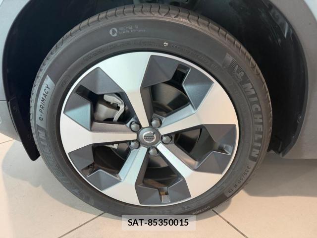 Volvo XC40 2023-09 8317902-11