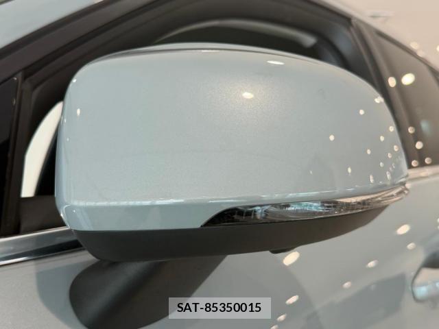 Volvo XC40 2023-09 8317902-13