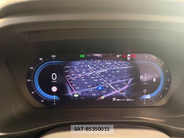 Volvo XC40 2023-09 8317902-26