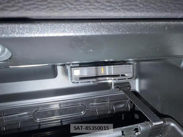 Volvo XC40 2023-09 8317902-29