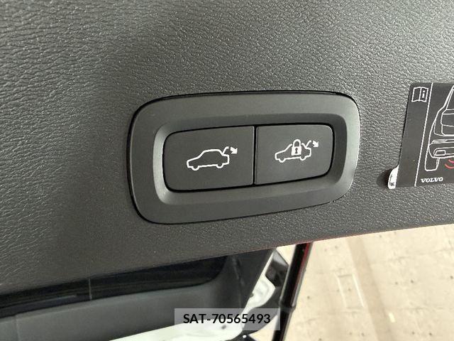 Volvo XC40 2022-04 8338405-13