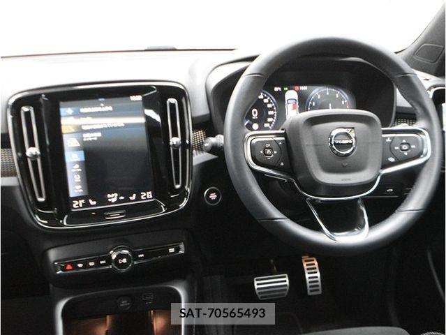Volvo XC40 2022-04 8338405-21
