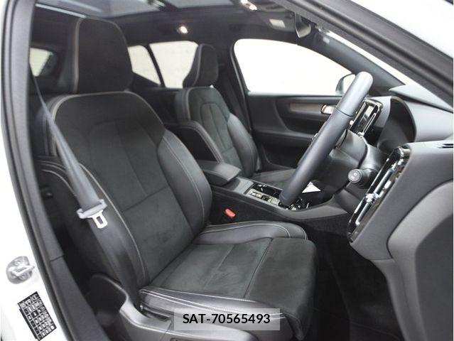 Volvo XC40 2022-04 8338405-3