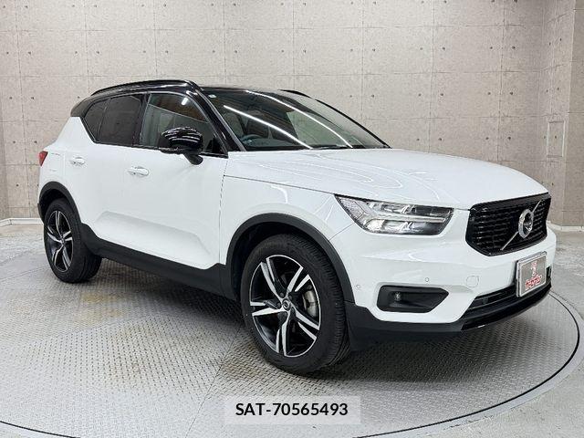 Volvo XC40 2022-04 8338405-7
