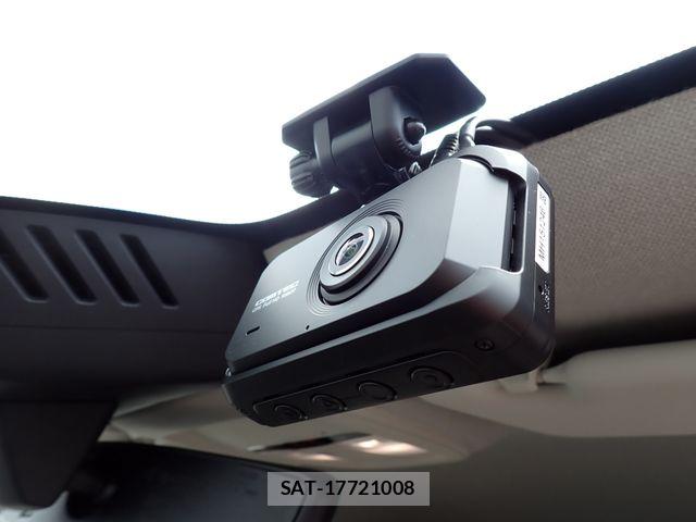 Volvo XC40 2024-09 8338406-13