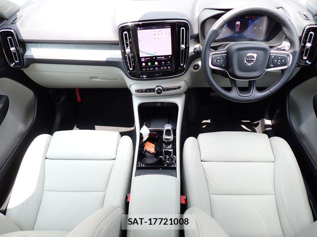 Volvo XC40 2024-09 8338406-1