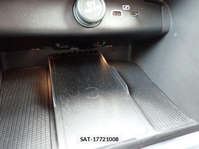 Volvo XC40 2024-09 8338406-19