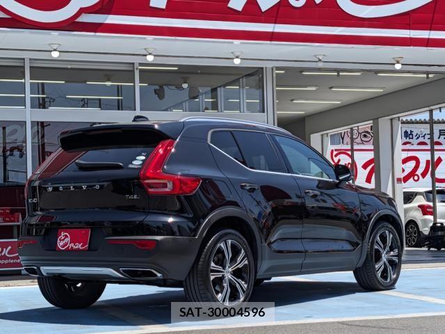Volvo XC40 2020-04 8338407-10