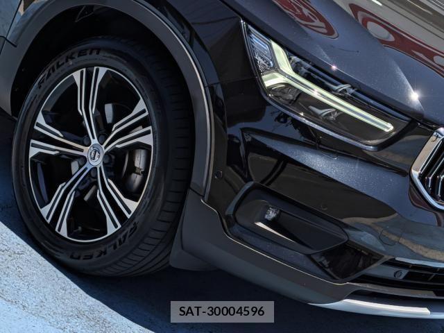 Volvo XC40 2020-04 8338407-7