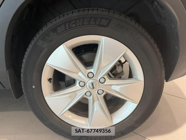 Volvo XC40 2023-05 8353779-24