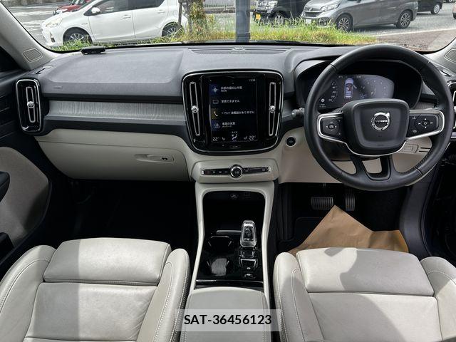 Volvo XC40 2020-11 8369640-13