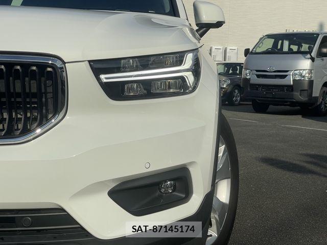 Volvo XC40 2022-03 8369638-11