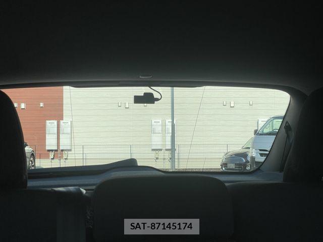 Volvo XC40 2022-03 8369638-25