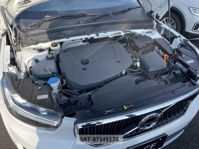 Volvo XC40 2022-03 8369638-29